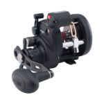 Warfare® Star Drag Level Wind Conventional Reel - Image 3