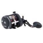 Warfare® Star Drag Level Wind Conventional Reel - Image 11